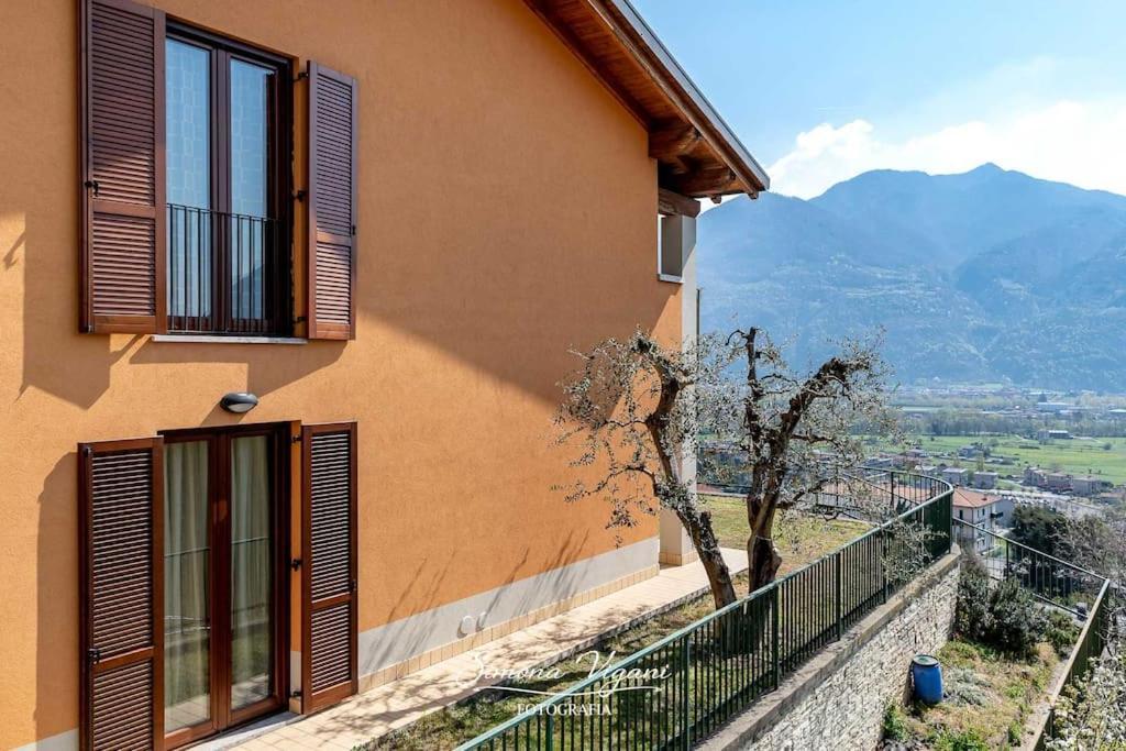 Appartamento Il Giardino Di Laura Costa Volpino Esterno foto