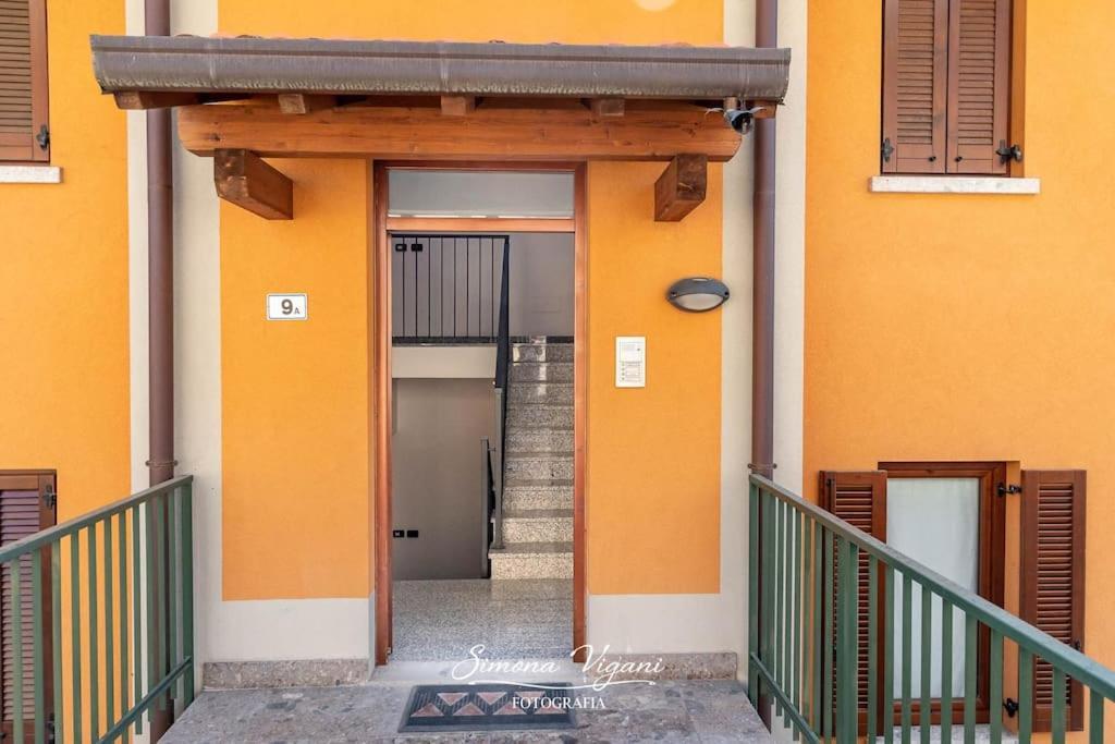 Appartamento Il Giardino Di Laura Costa Volpino Esterno foto