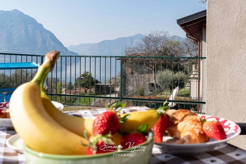 Appartamento Il Giardino Di Laura Costa Volpino Esterno foto