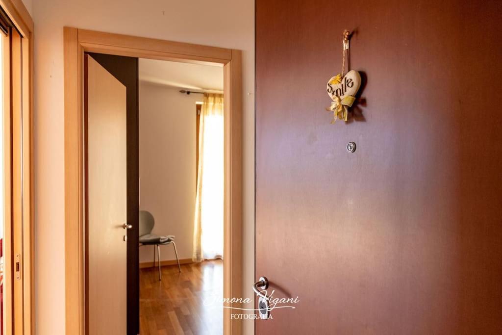 Appartamento Il Giardino Di Laura Costa Volpino Esterno foto
